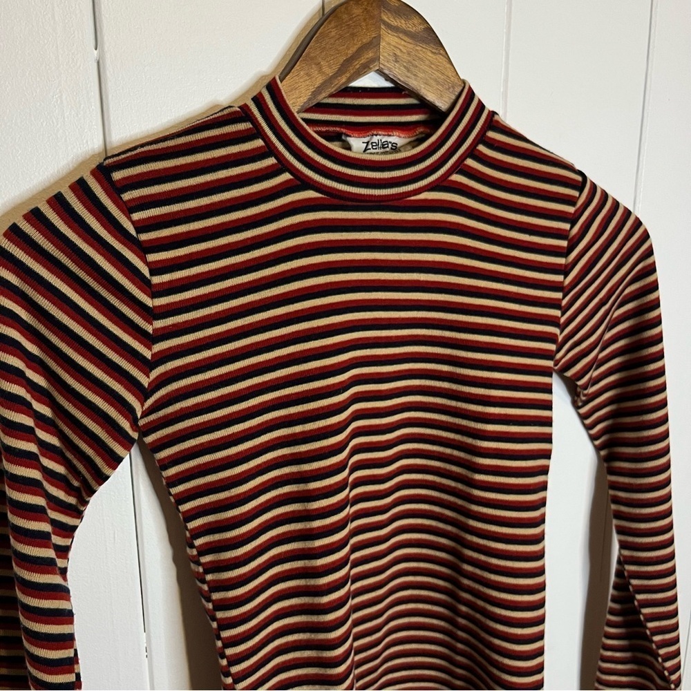 Vintage Zellers Striped Long Sleeve Top. Size 8-10. - Picture 3 of 6